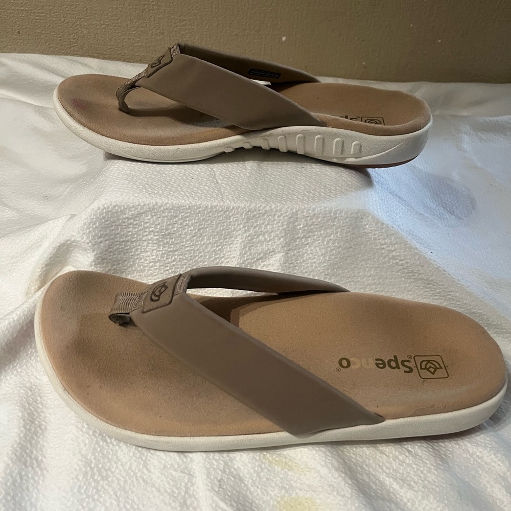 Spenco Victoria Flip Flops - Picture 4 of 9